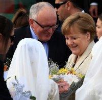 Российская газета: Показаха на Ангела Меркел „рекламен“ бежански лагер