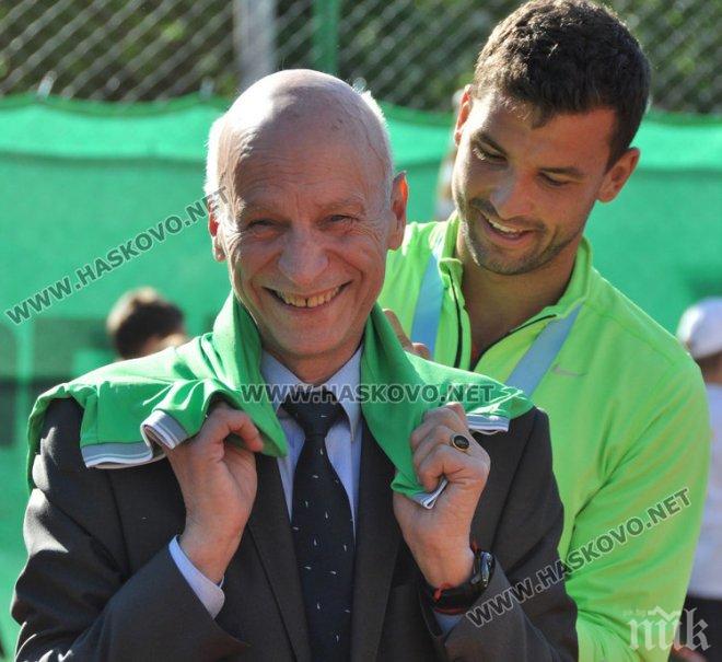 Гришо се похвали в Инстаграм със званието почетен гражданин на Хасково