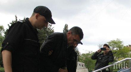 шокиращо принца застрелял готвача кольо оставил масата върнал пие