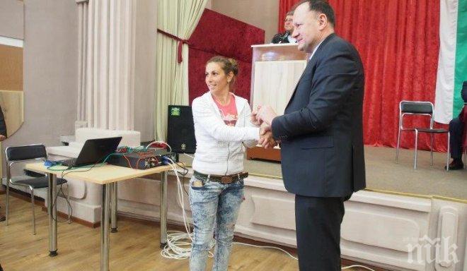 АБВ в Бойчиновци публично напусна партията и се върна в БСП