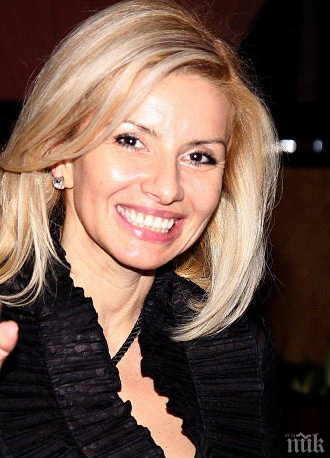 Първо в ПИК: Сестра на протестър влезе в СЕМ!