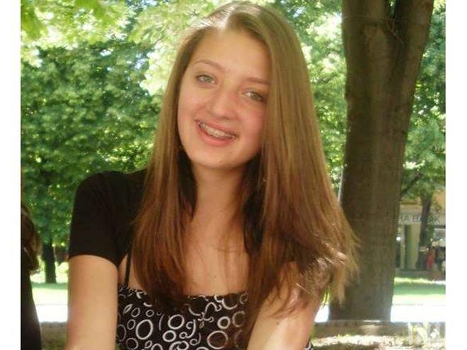 Разследват смъртта на 17-годишната ученичка в с. Рударци