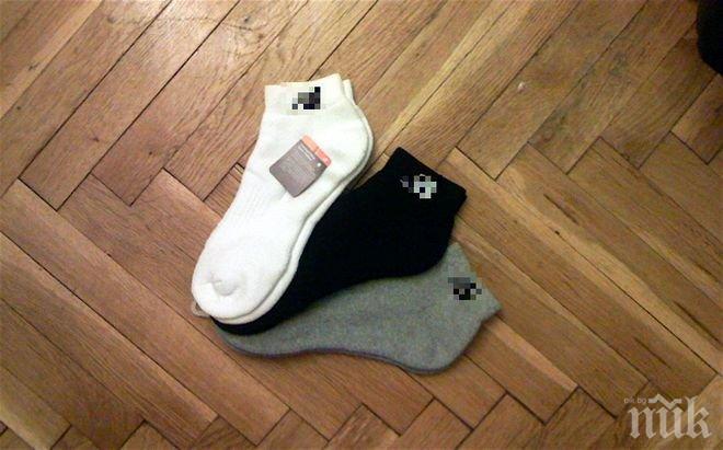 Британски учени откриха тайната на изчезващите чорапи 