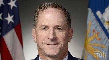 бомбардирал югославия става началник щаб ввс сащ