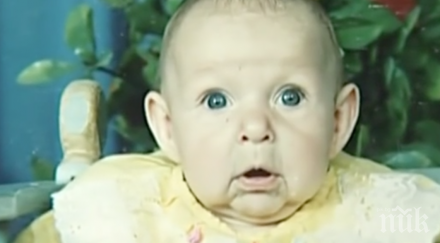 бащата вижда своето дете получава уплаха напуска семейството