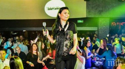 първо пик софи маринова закичи жалейка бебето