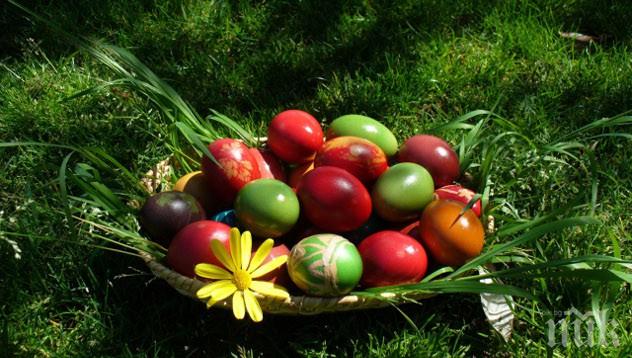 Идва магическа нощ: Момите сънуват принца с пръстен под възглавницата