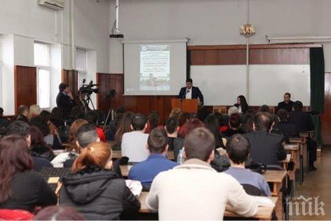 НСИ: През  2015 г. бакалаври са станали 31.6 хил. студенти