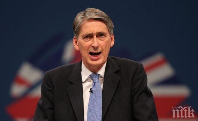 Филип Хамънд ще подпише в Хавана договор за реструктурираните на външния дълг на Куба