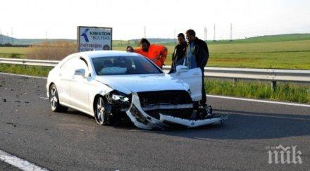 лада отнесе две лимузини тракия снимки