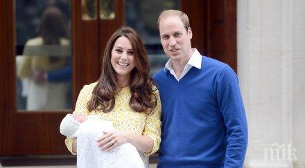 принцеса шарлот става годинка