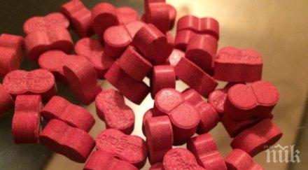 трагедия острова предлагат смъртоносна дрога дискотеката позволявай татко знае