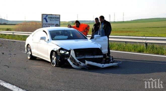 Лада отнесе две лимузини на Тракия (снимки)