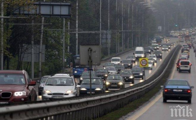 150 000 автомобила са влезли в София към 19.00 часа