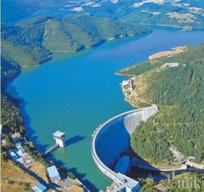 Затвориха стената на яз. Кърджали, страхуват се от атентат