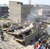 Бебе оцеля 72 часа под рухнала сграда в Кения
