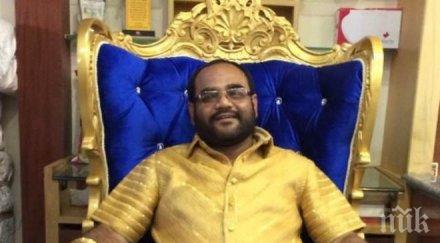 индиец всеки ден облича риза чисто злато тежи кила струва 160 000 долара снимки