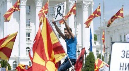 германия включва активно разрешаването кризата македония