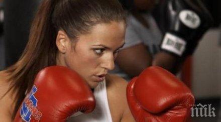 петте боксьорки готови медали световното
