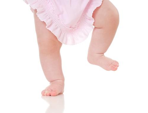 Чудо! Роди се бебе със зъби, родителите са в шок