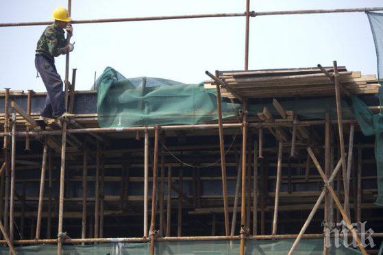 Дават 1500 евро заплата на строители да работят в Израел