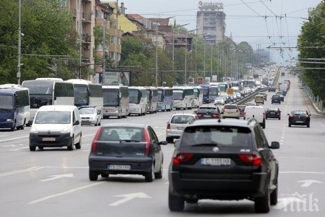 Блокират сайтове за споделено пътуване