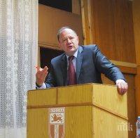 Миков: Курсът е един – предсрочни парламентарни избори