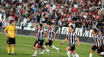 локо отлага представянето отбора