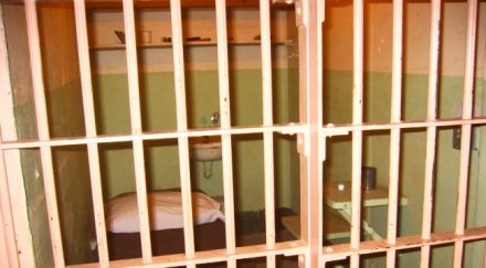 доживотен затвор терористи англия