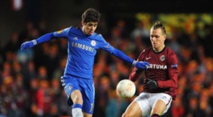 азар спаси челси последната секунда сензационна издънка