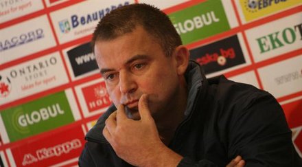 шефове цска нападнаха дуци симонович