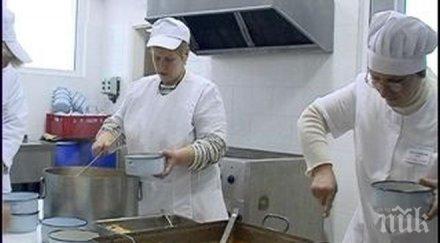 раздават храни социално слаби пловдив