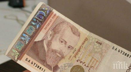 търговията дребно нараства