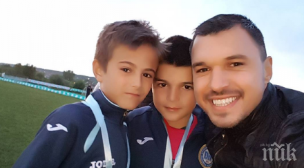 синовете божинов коловати мачкат цървена звезда