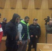 Биячите от Раднево наглеят в съда