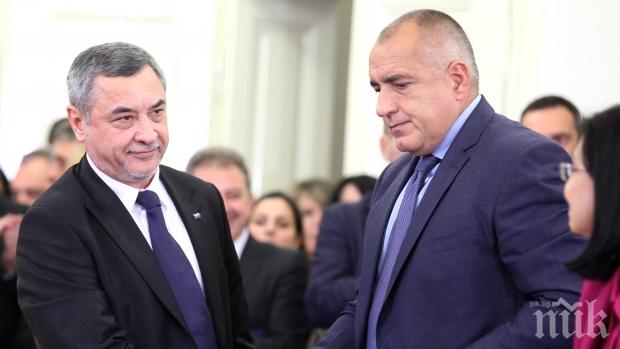 Совалките за Изборния кодекс подължават