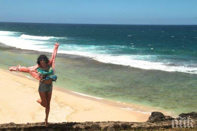 Кой е като нея! Зара с меден месец на Бали