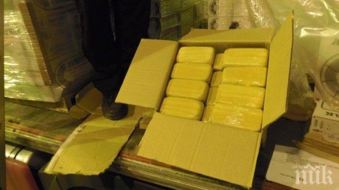 200 килограма хероин са открити „случайно“ в камион във Франция