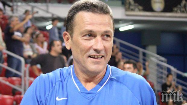 Георги Младенов: Няма незаменими хора, а ние, треньорите сме с оставките по джобовете си