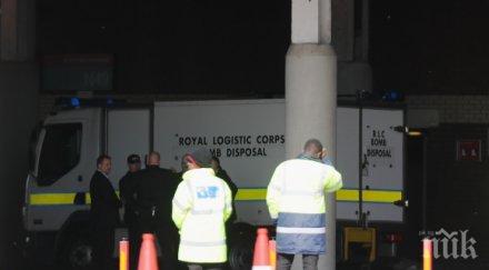 сапьори извършиха контролирана експлозия пакета намерен стадион олд мъри