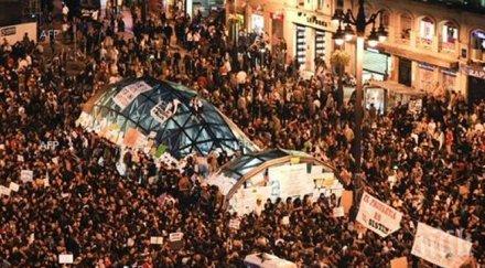 пета годишнина испания припомня началото движението възмутените