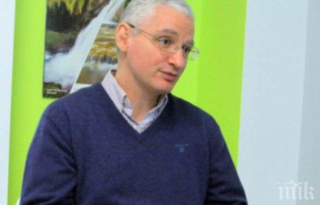 Медик патриот издържа само 2 месеца в българска болница