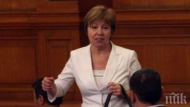 СИГНАЛ ДО ПИК: Висш държавен чиновник, брат на соцдепутатка, работи в нарушение на закона!