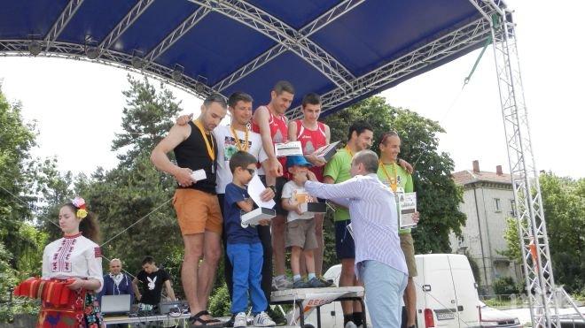 Мароканец и кенийка триумфираха на маратона във Варна