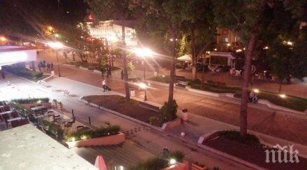 наглост посреднощ варна кола нагази пешеходна зона остави пътник входа хотел видео