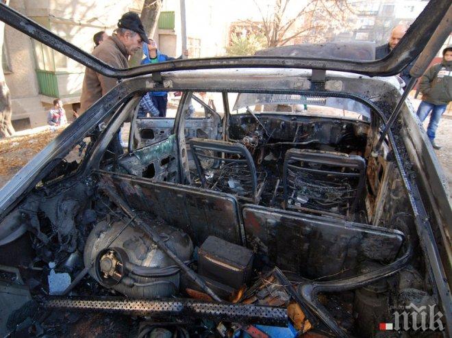 Ад в Благоевград! Ауди на газ пламна на светофар