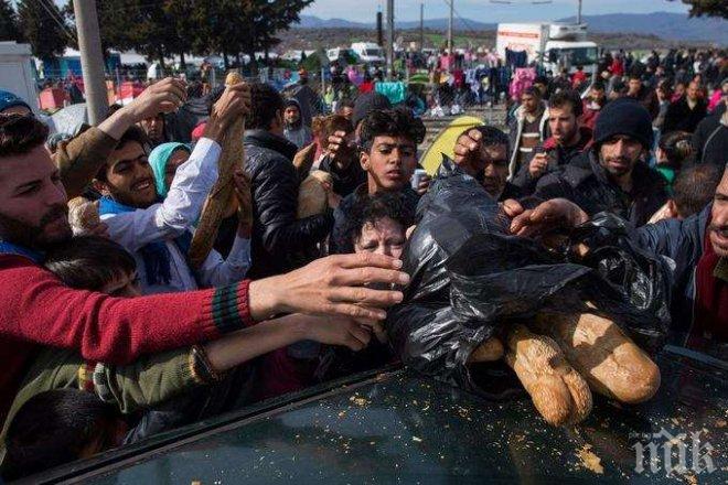 Бунтове в лагера Идомени! Гръцката полиция използва сълзотворен газ 