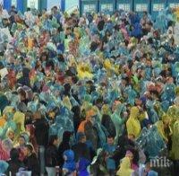 Метеоролози: Грабвайте дъждобраните, порой ще се излее над мача на Стоичков!