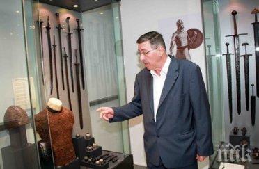 бивш депутат уникална колекция боздугани повече британския музей