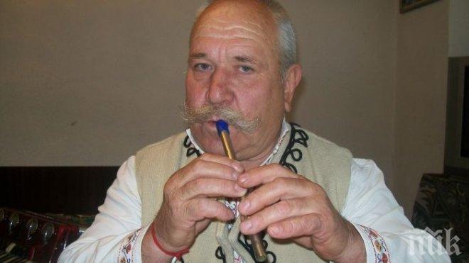 Човекът оркестър Недко Косов падна от 3-метрова череша, счупи 6 ребра